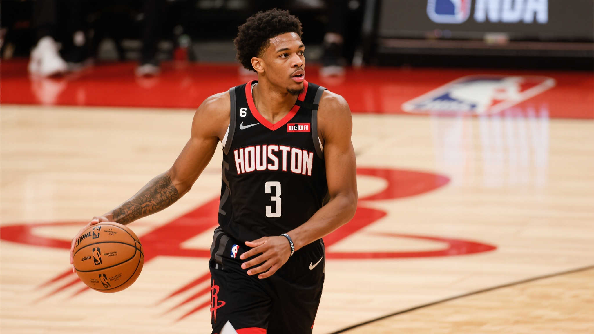 平外援来增 平外援来增